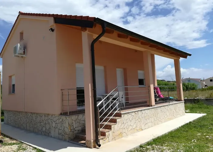 بيت للعطل Emanuel *