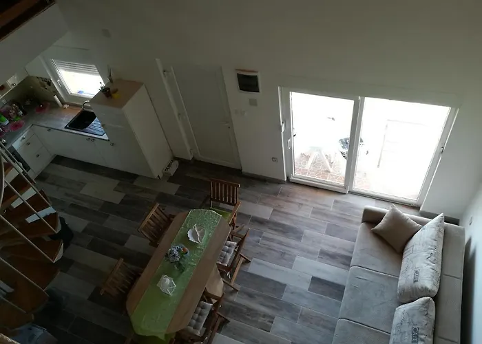 Vikendica Emanuel Ljubac (Zadar)